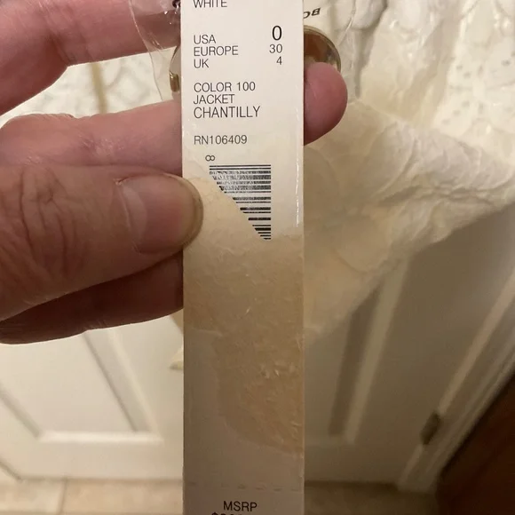 Antonio Melani Size 0 cream colored lace Suit. Skirt and Jacket NWT - Picture 4 of 10